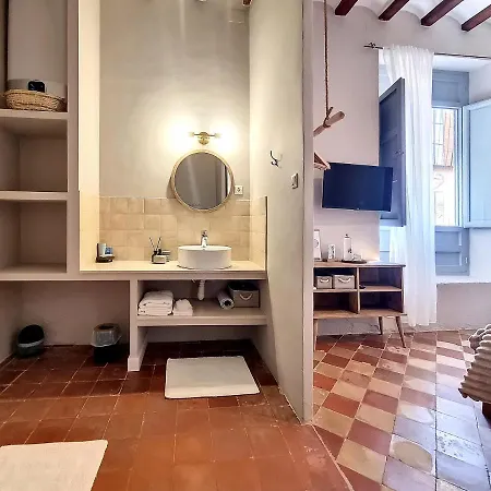 Hotel Mansion Taratata *