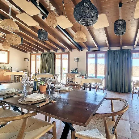 Hotel Mansion Taratata